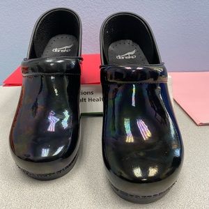 Dansko Black Nursing Shoes